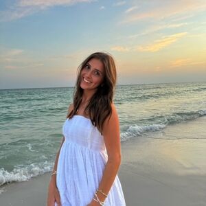 Meet your Posher, Michaela